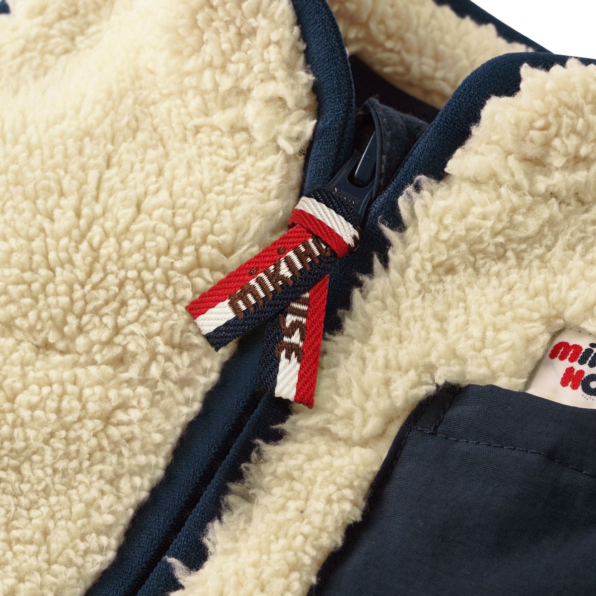 Sheep Fleece Contrast Hem Vest - 10-5703-822-31-80